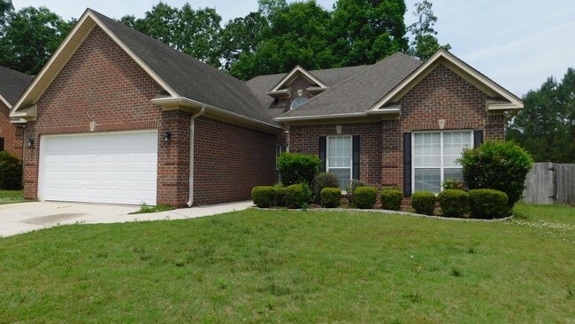632 Forest Lakes Dr in Sterrett, AL - Building Photo - Building Photo