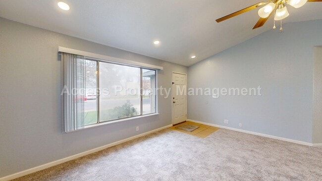 3728 Terneuzen Ave in Modesto, CA - Building Photo - Building Photo