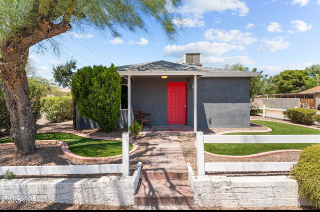 496 W Mohave St, Unit 3