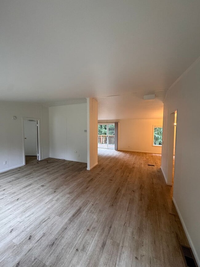 39013 NE 207th Ave in Amboy, WA - Building Photo - Building Photo