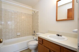 2300 SW 43rd St in Gainesville, FL - Building Photo - Building Photo