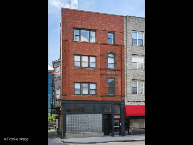 property at 1115 W Grand Ave