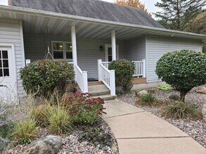 14995 50th Ave in Lake Hallie, WI - Building Photo - Building Photo