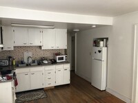 827 W Walnut St, Unit 3 photo'