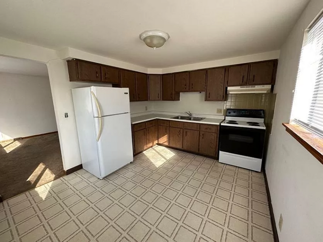 property at 12100 Countyline Rd