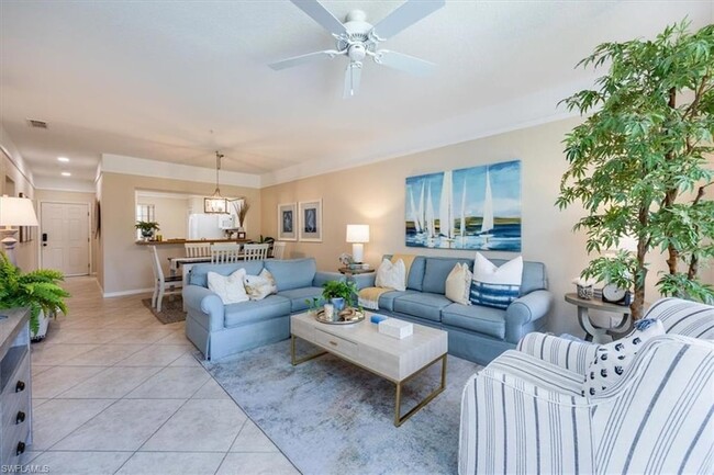 3235 Cypress Glen Way, Unit 302 in Naples, FL - Building Photo - Building Photo