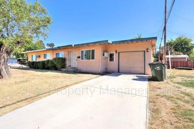 2310 Kenworthy Way in Sacramento, CA - Building Photo - Building Photo