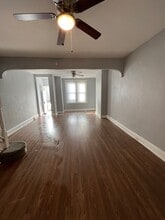 2135 E Auburn St in Philadelphia, PA - Foto de edificio - Building Photo