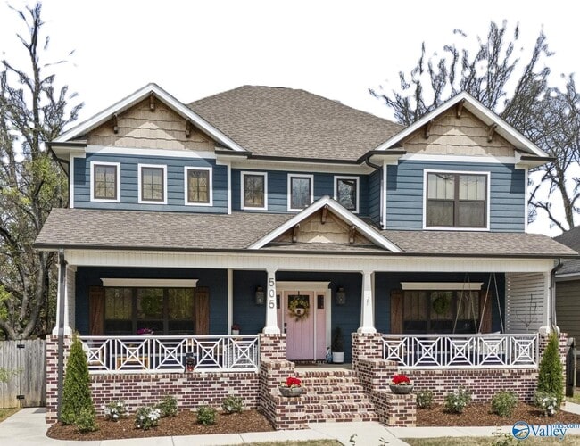 property at 505 Oshaughnessy Ave NE