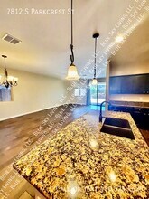 7812 S Parkcrest St in Gilbert, AZ - Building Photo - Building Photo
