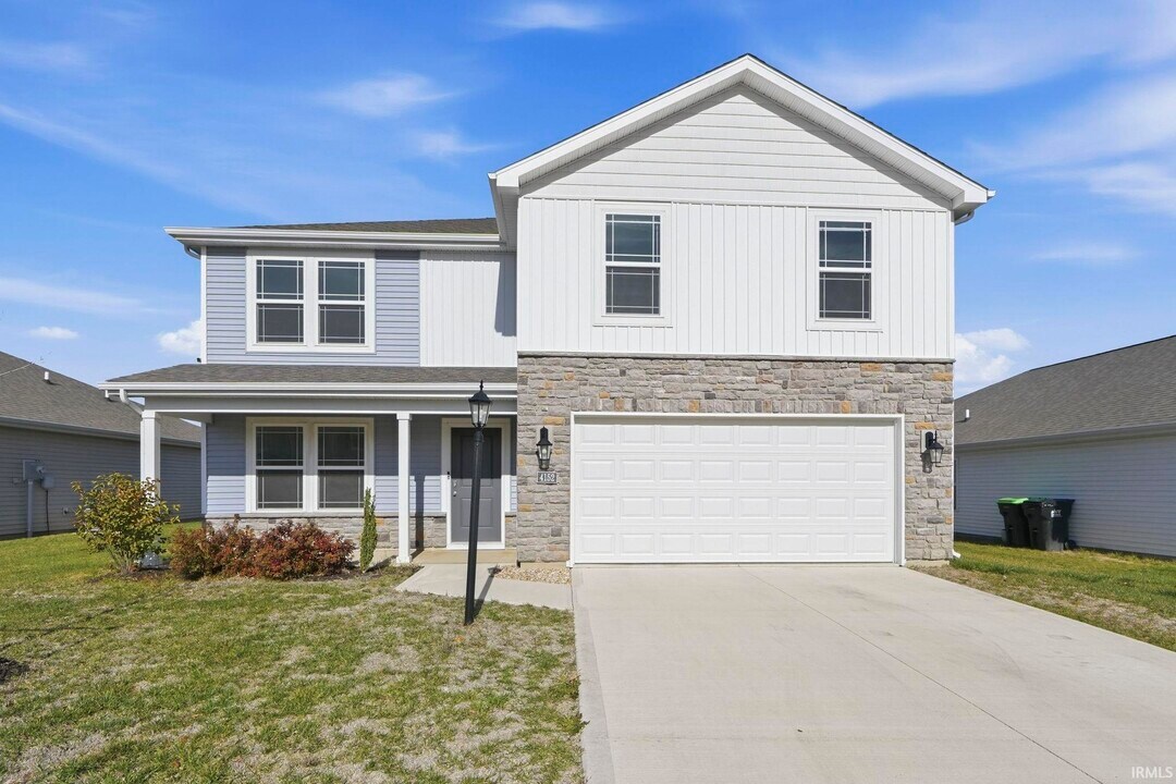 4152 Bradley Dr in Fort Wayne, IN - Building Photo