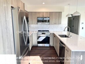 5548 2nd St in Long Beach, CA - Building Photo - Building Photo