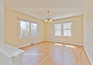 7720 Mason Ave in Burbank, IL - Building Photo - Building Photo