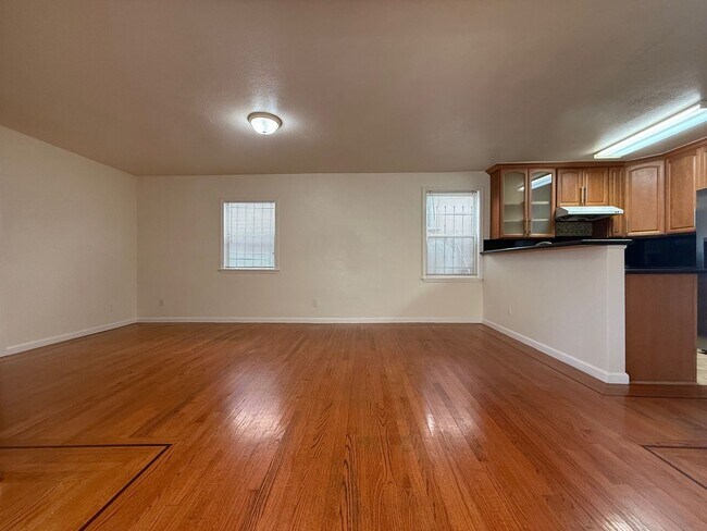 2238 E 21st St in Oakland, CA - Building Photo - Building Photo