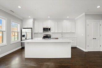4 Armonk St in Greenwich, CT - Building Photo - Building Photo