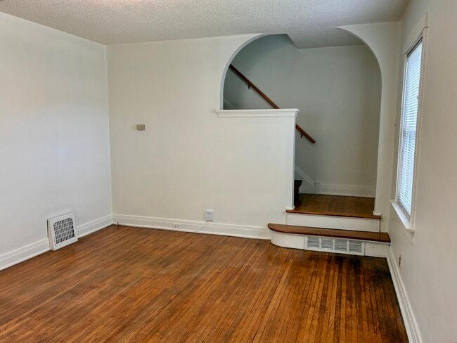 254 Edward St in Sycamore, IL - Building Photo - Building Photo