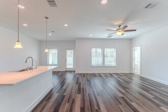17116 Coneflower Pl in Conroe, TX - Building Photo - Building Photo