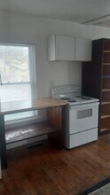 24 Pleasant St in Lyndonville, VT - Building Photo - Building Photo