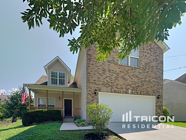 142 Lyndhurst Dr in La Vergne, TN - Building Photo - Building Photo