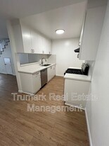 2713 Montrose Ave in Glendale, CA - Building Photo
