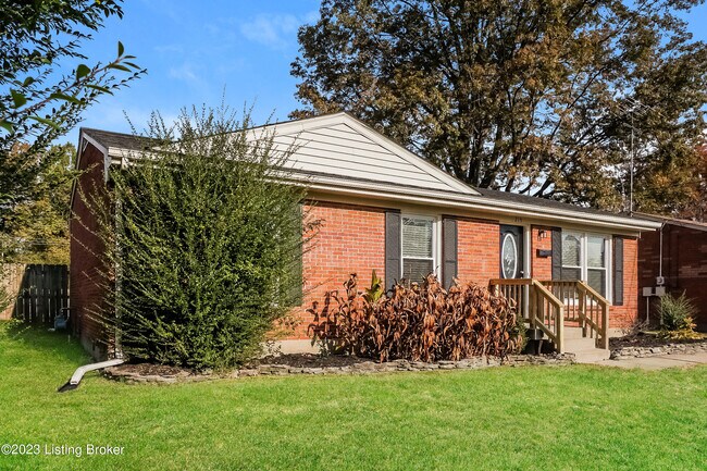 215 Kim Ct in Louisville, KY - Building Photo - Building Photo