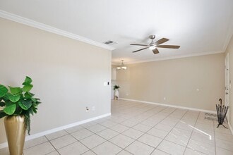 7 W Marbrisa Way in Kissimmee, FL - Building Photo - Building Photo