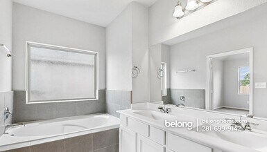 14038 Placid Bayou Trail in Houston, TX - Building Photo - Building Photo