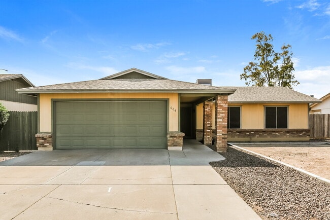 property at 664 S Robin Ln