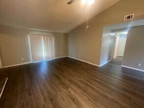 4380 French Market Cir E in Memphis, TN - Building Photo - Building Photo