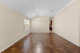 208 Pecanwood S in Kyle, TX - Foto de edificio - Building Photo