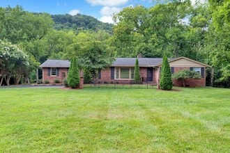 6541 Jocelyn Hollow Rd in Nashville, TN - Building Photo - Building Photo