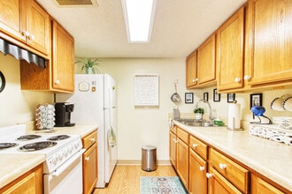 Riverside Park Apartments in Jacksonville, FL - Building Photo - Building Photo