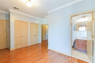 21 St Pauls Ave in Jersey City, NJ - Building Photo - Building Photo