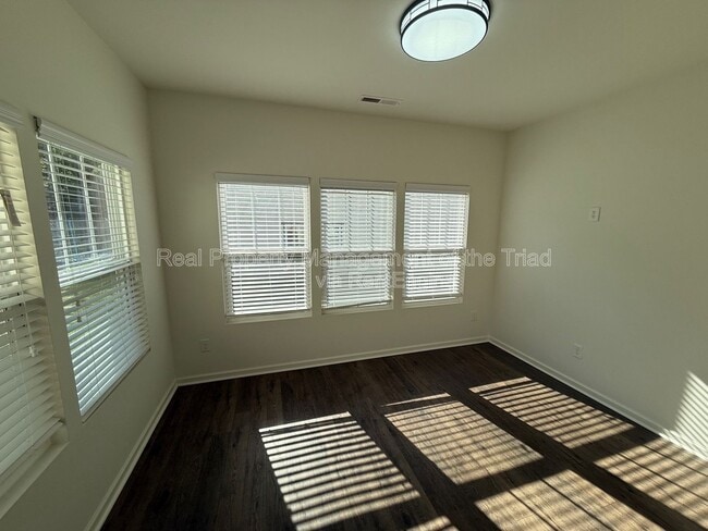 1311 Red Deer Dr in Kernersville, NC - Building Photo - Building Photo