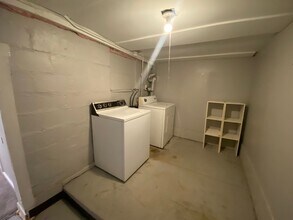 1831 Christie St in Davenport, IA - Building Photo - Building Photo