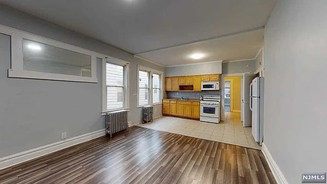 416-418-418 Leslie St in Newark, NJ - Foto de edificio - Building Photo