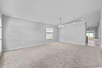 3961 Hampton Hills Dr in Lakeland, FL - Foto de edificio - Building Photo