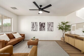 479 E Dragon Springs Dr in Casa Grande, AZ - Building Photo - Building Photo