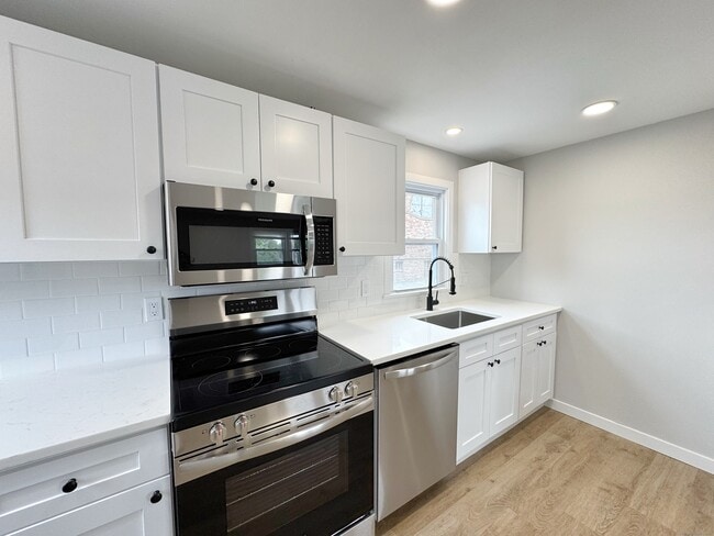 1 Mott Ave in Norwalk, CT - Building Photo - Building Photo