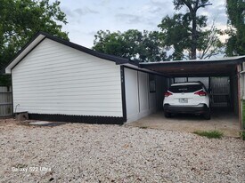 6239 Carver Rd in Houston, TX - Building Photo