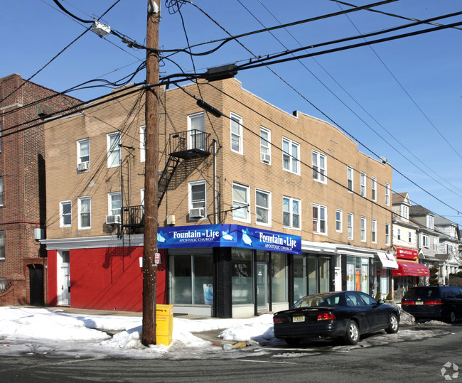 1041 Louisa St in Elizabeth, NJ - Foto de edificio - Building Photo