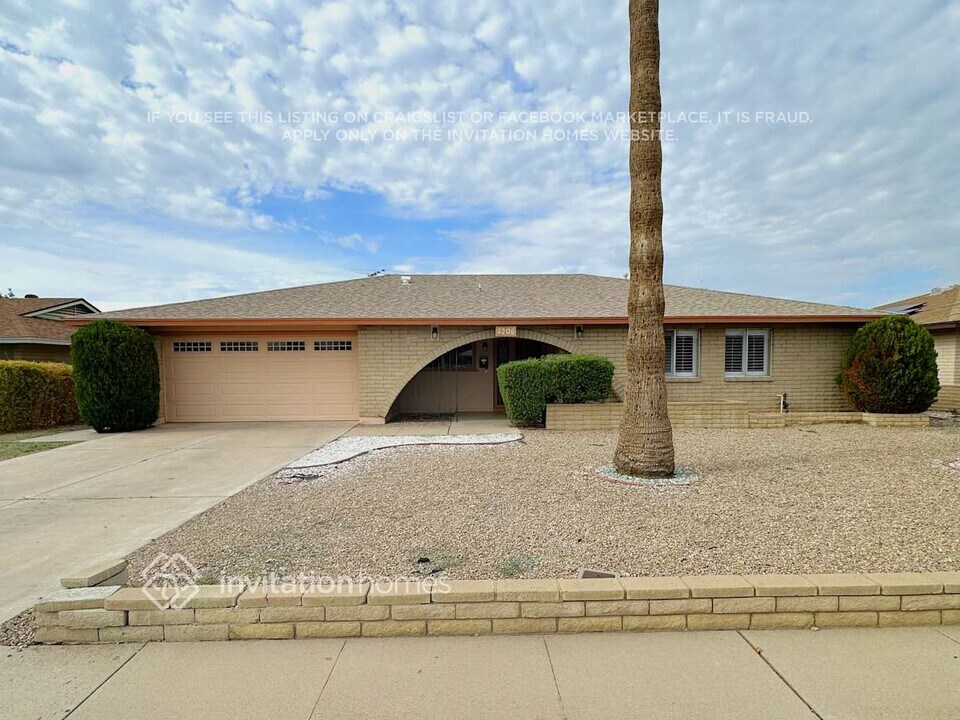 4206 W Carol Ave in Phoenix, AZ - Building Photo