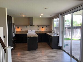 44623 Cam Gonzales in Temecula, CA - Building Photo - Building Photo