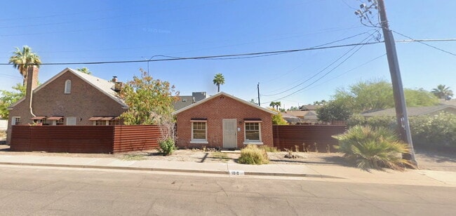 property at 1010 E Coronado Rd