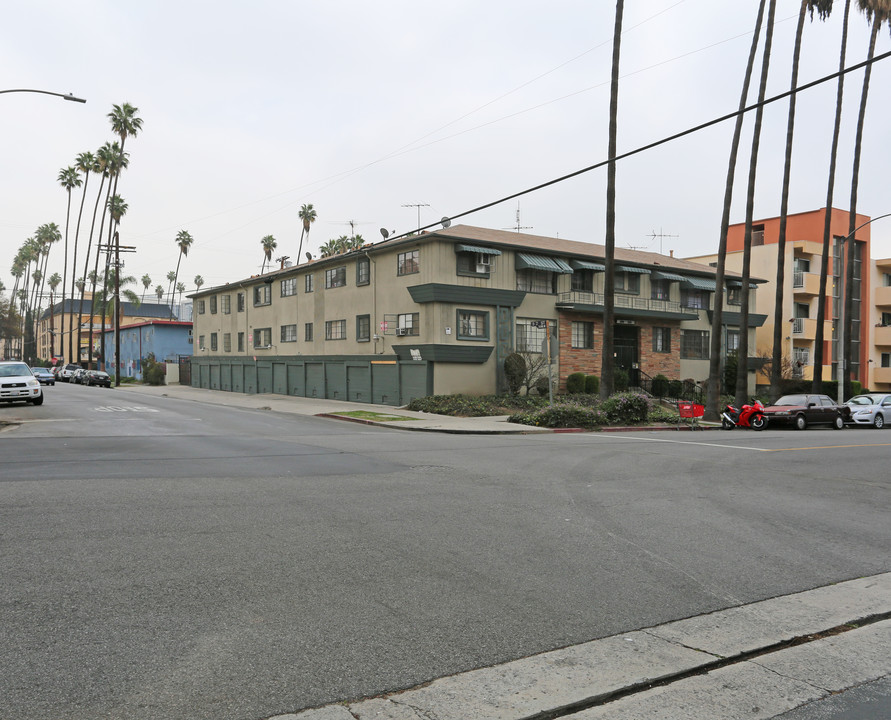 500-504 S Mariposa Ave in Los Angeles, CA - Building Photo