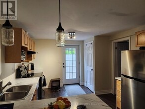 64 Brenda Blvd in Orangeville, ON - Building Photo - Building Photo