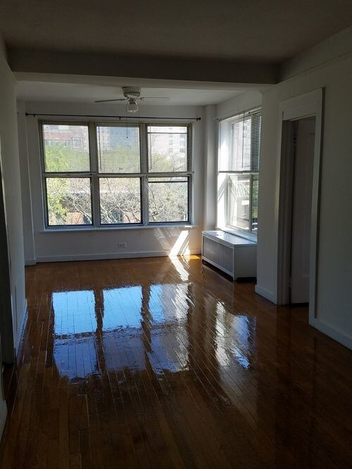 941 W Carmen Ave-Unit -401 in Chicago, IL - Building Photo - Building Photo