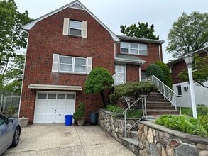 1217 Inwood Ter, Unit Fl. 2 in Fort Lee, NJ - Building Photo - Building Photo