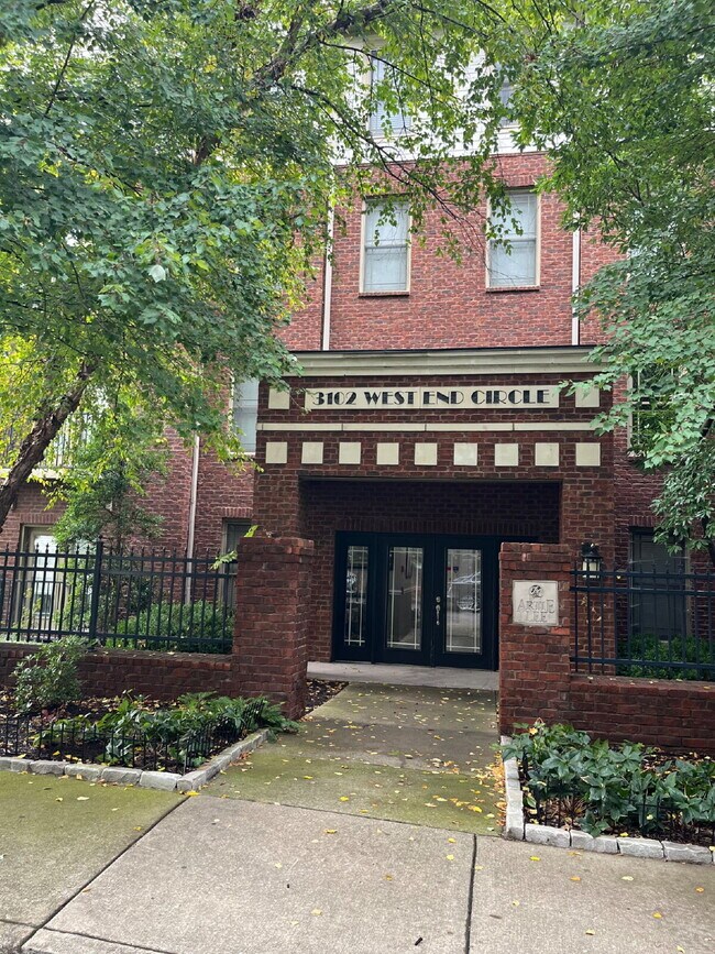 property at 3102 West End Cir