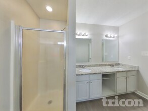 7401 Fallow Ln in Charlotte, NC - Building Photo - Building Photo